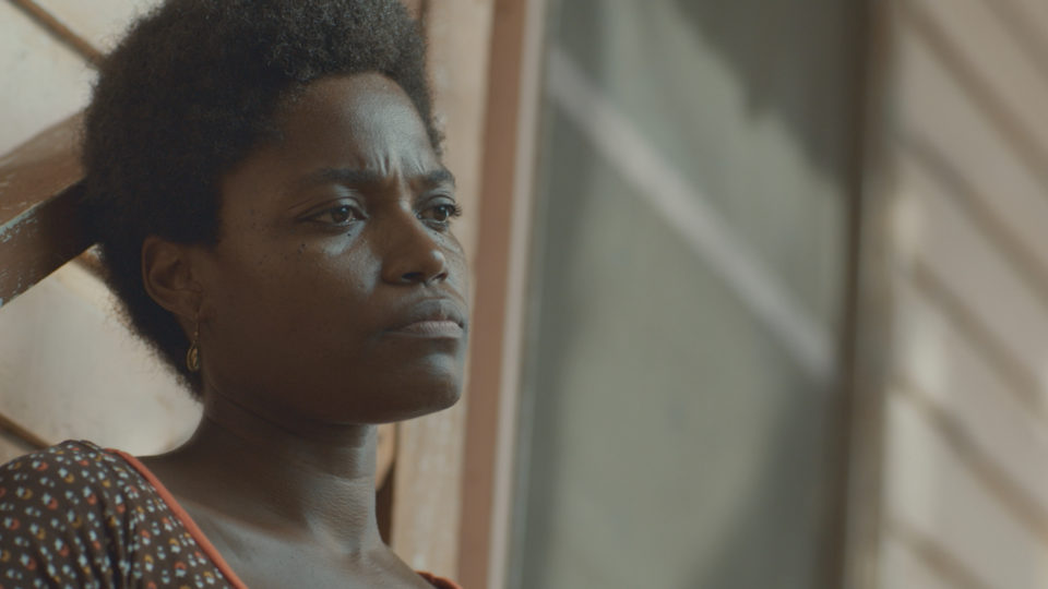 DICIEMBRES-Nina-Vincent-como-la-Mujer-DECEMBERS-Nina-Vincent-as-the-Woman-2